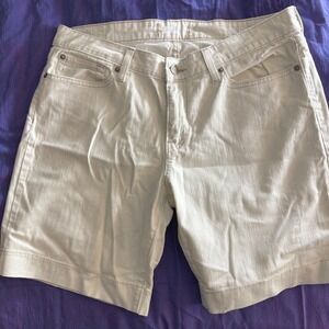 Signature Levi Strauss Bermuda Shorts Women's 18 White Denim Stretch NWOT